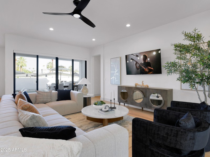 PropertyImageCo_4707N73rdSt_WEB-11