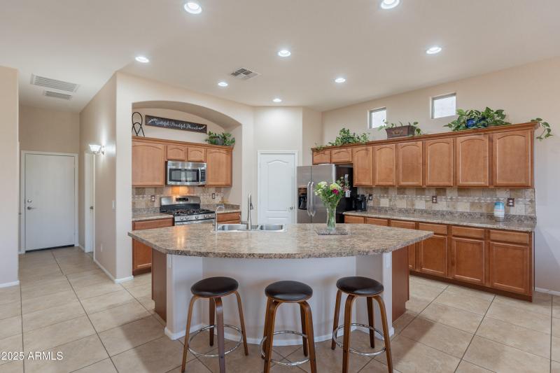 Large, kitchen island