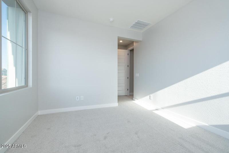 Tri Pointe Waterston Central 301 - Bedr