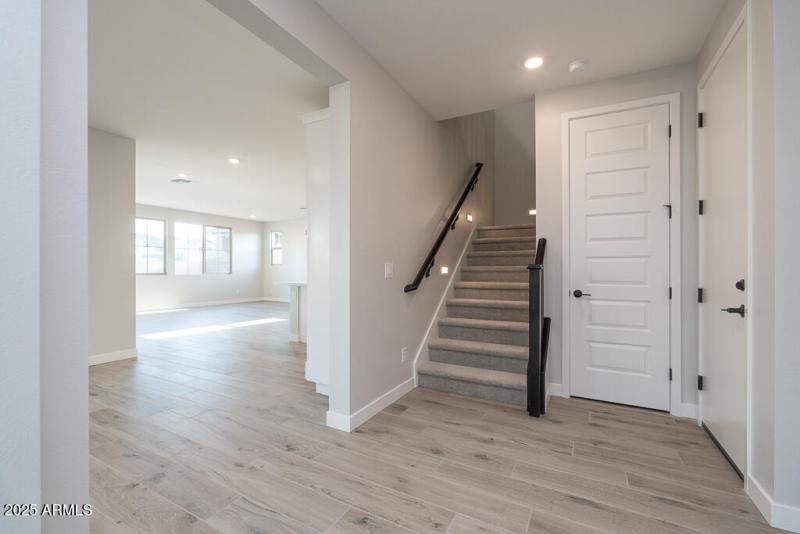 Tri Pointe Waterston Central 301 - Stai