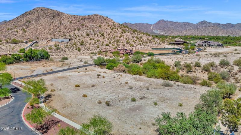 5-web-or-mls-DJI_20250829114438_0636_D