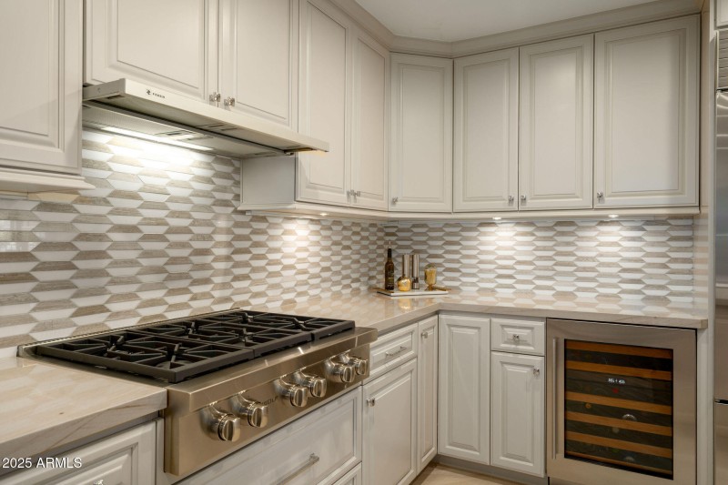 Wolf 5 burner gas range