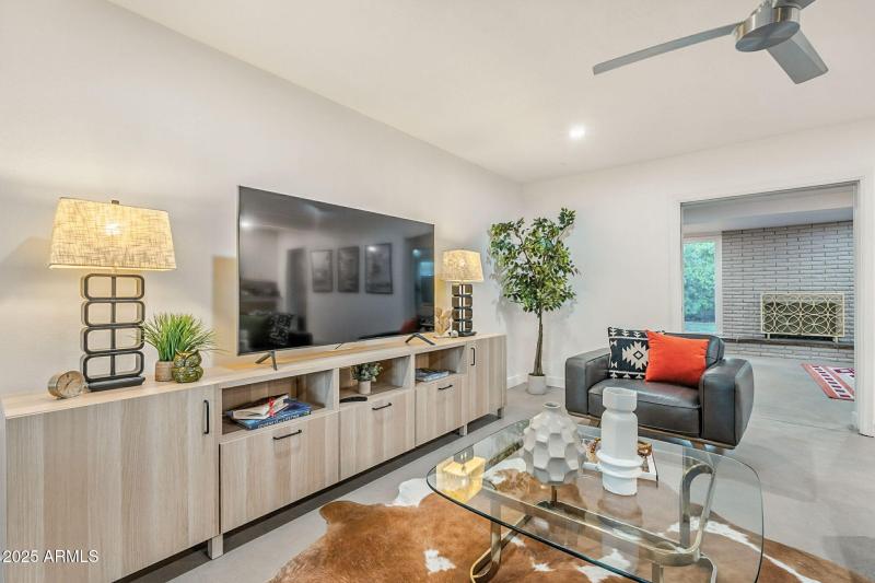 17-web-or-mls-Mulberry-17