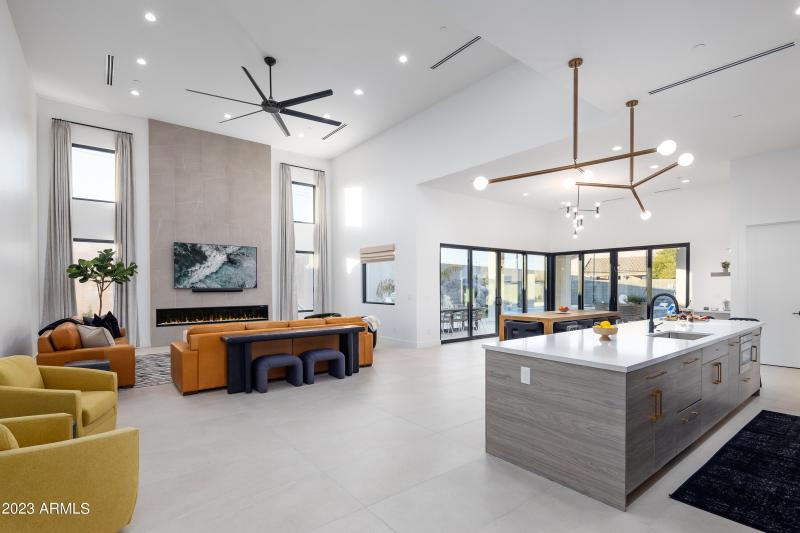 PropertyImageCo_13672N88thPl_WEB-31