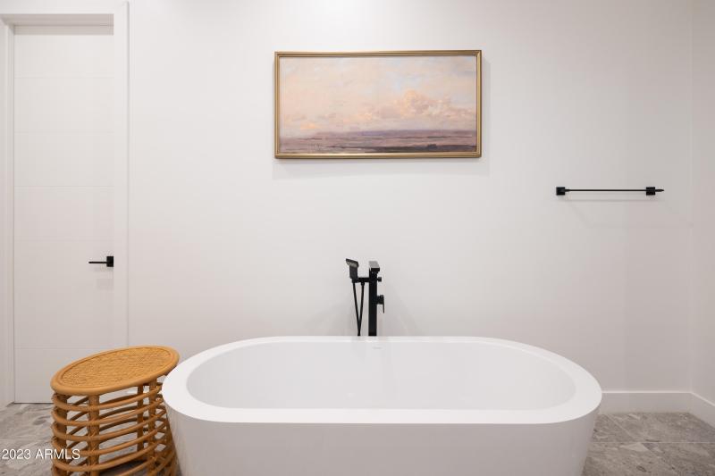 PropertyImageCo_13672N88thPl_WEB-51