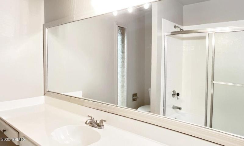 C611152C-04CA-4B5B-9758-158177447E1A_1_1