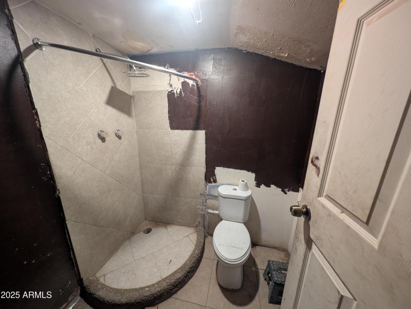 PXL_20250829_191602510