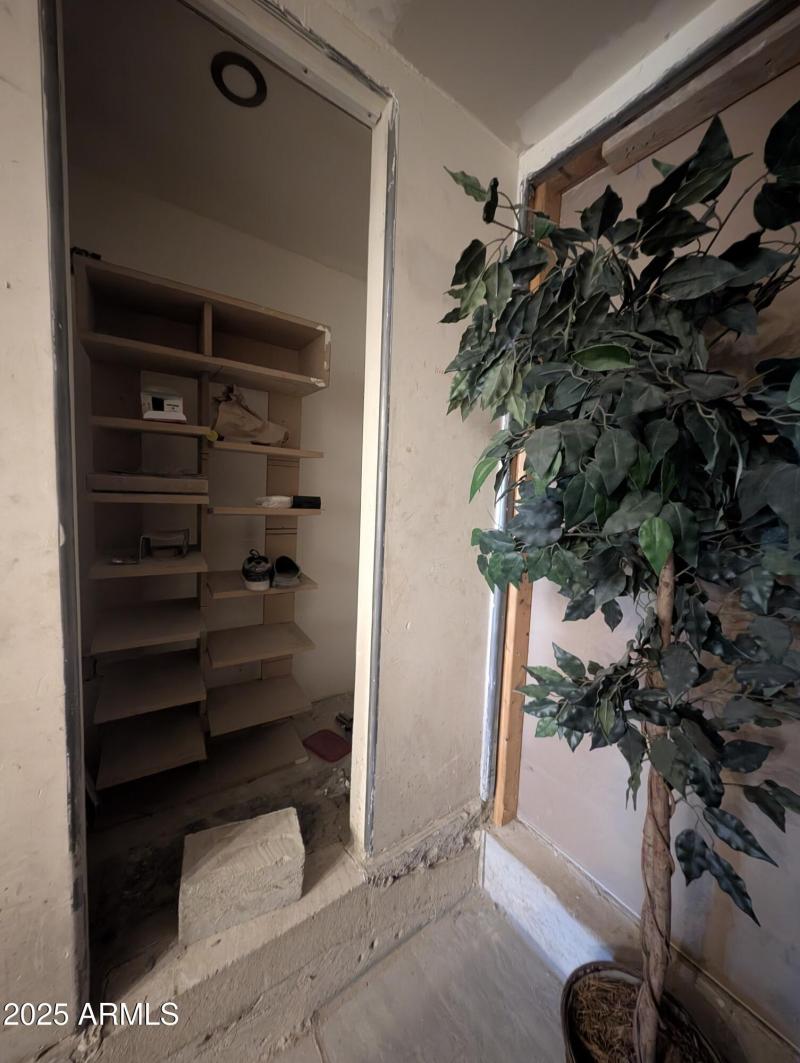 PXL_20250829_191842228