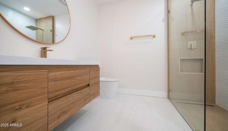 8302 E. Lincoln Dr-19