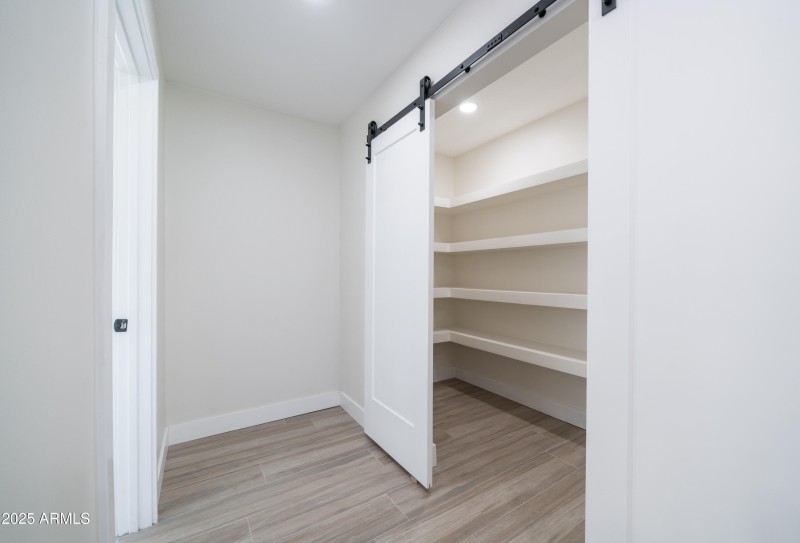 8302 E. Lincoln Dr-29