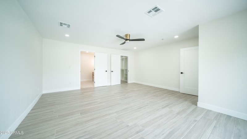 8302 E. Lincoln Dr-33