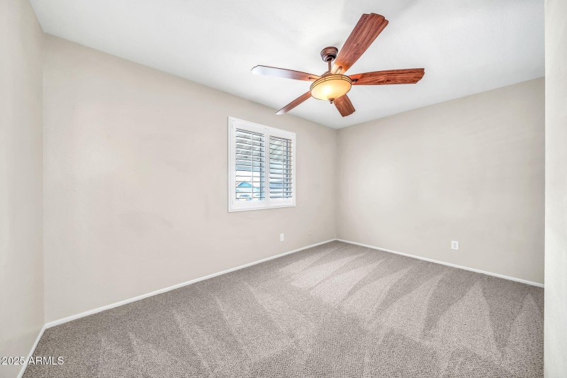 3821 W Danbury Dr-26