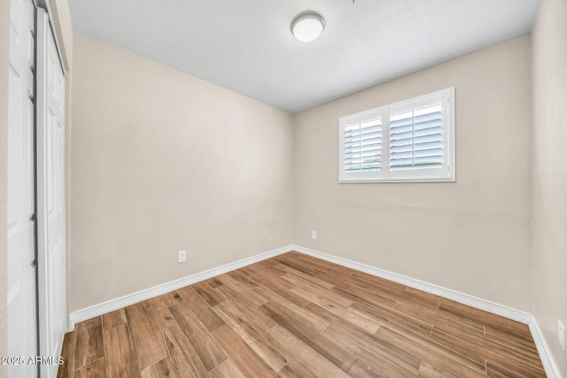 3821 W Danbury Dr-30