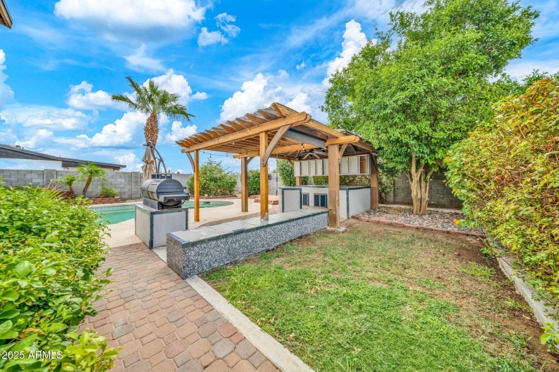 3821 W Danbury Dr-46