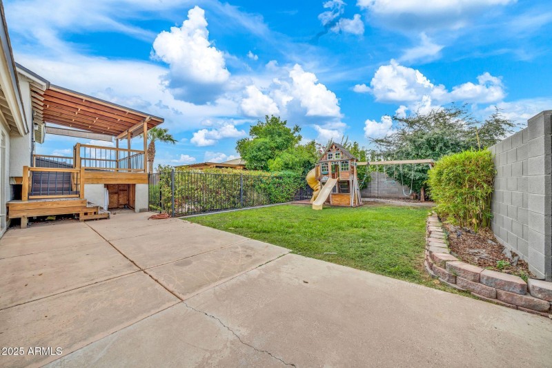 3821 W Danbury Dr-48