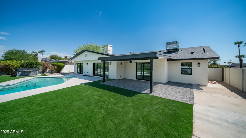 8302 E. Lincoln Dr-57