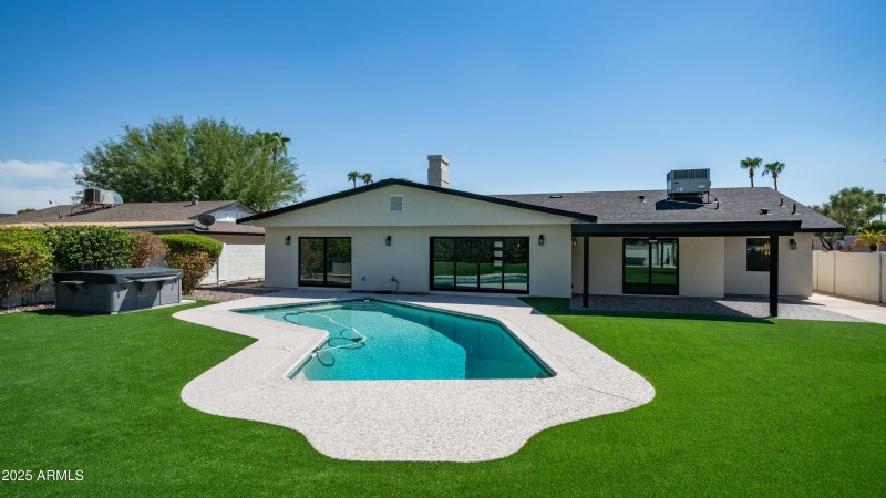 8302 E. Lincoln Dr-59