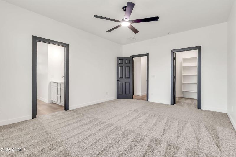 2237 W Agrarian Hills Dr-24