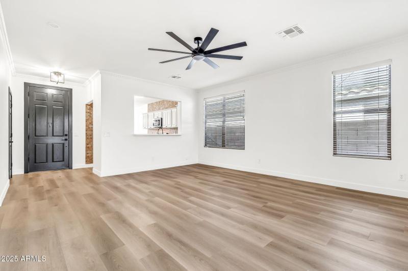 2237 W Agragian Hills-5