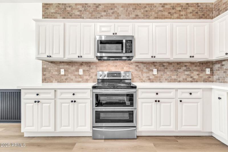 2237 W Agragian Hills-12