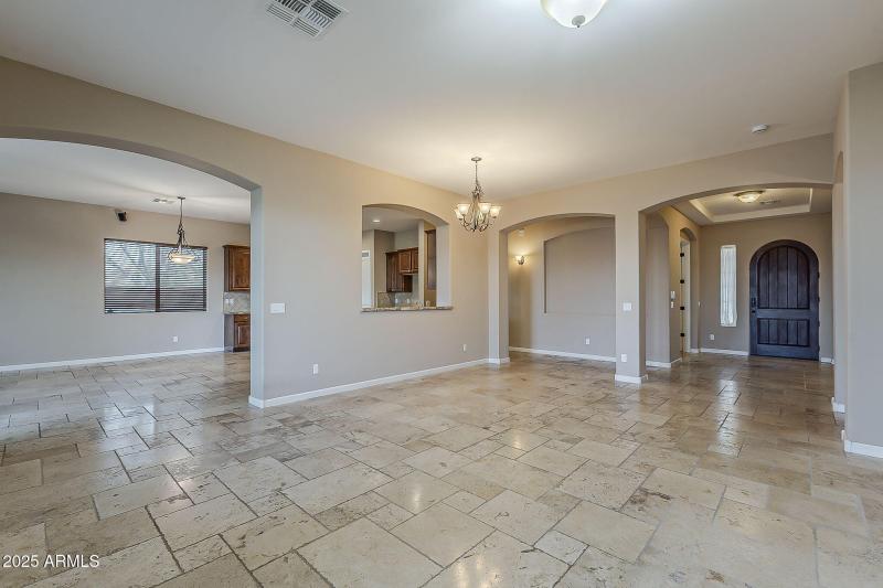 5-web-or-mls-Hazel-5