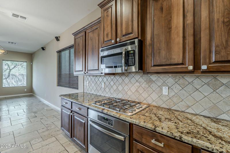 18-web-or-mls-Hazel-18