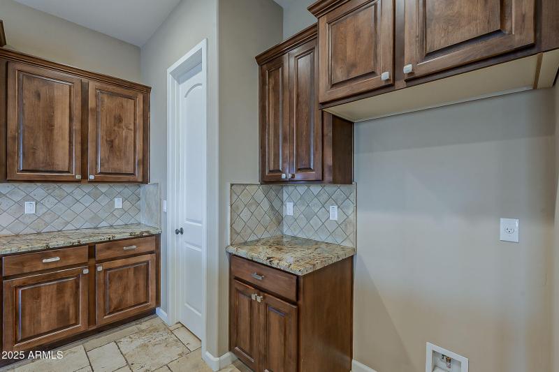 23-web-or-mls-Hazel-23