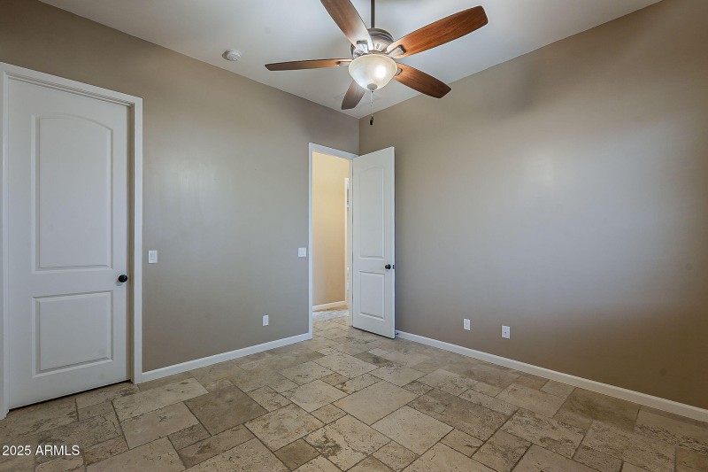 37-web-or-mls-Hazel-37