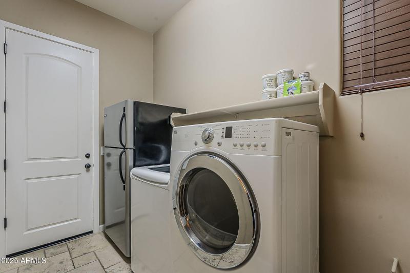 42-web-or-mls-Hazel-42