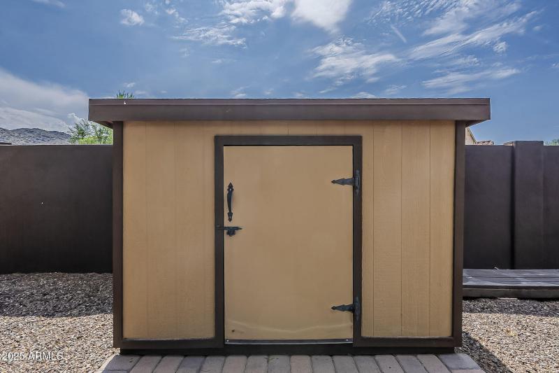 49-web-or-mls-Hazel-49