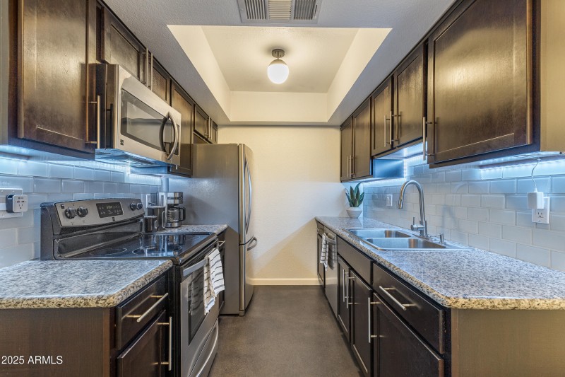 4540 N 44th #54 (8 of 20)