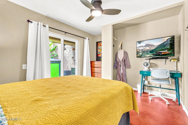 1124 E Driftwood Dr-28_(2048)