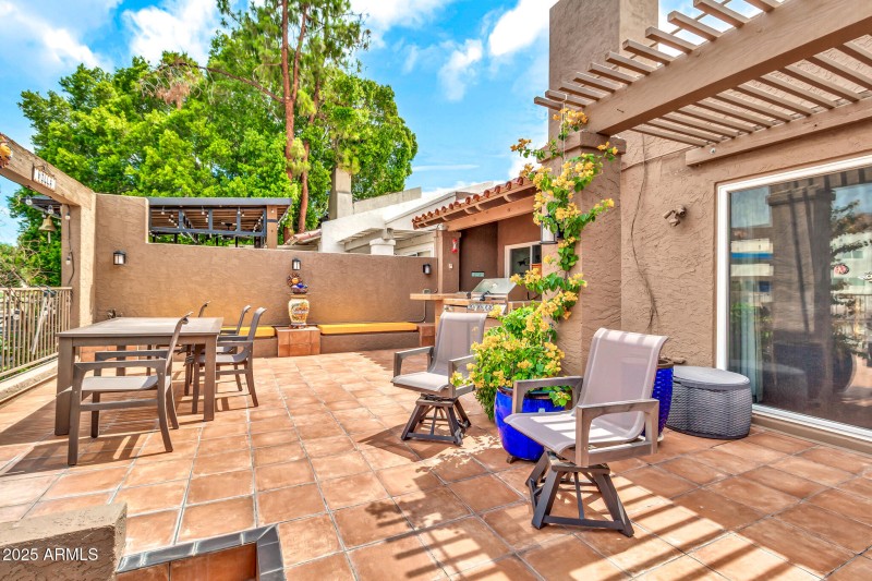 1124 E Driftwood Dr-40_(2048)