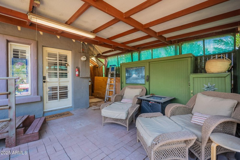 53-web-or-mls-Holly-53