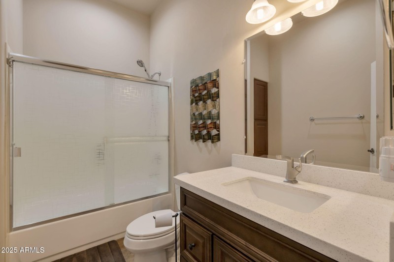 Secondary Suite Bath