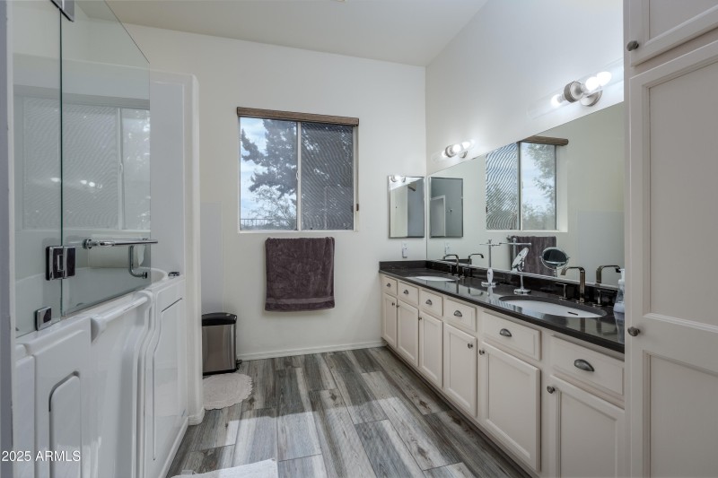 587 S Valle Escondido Cornville AZ-22