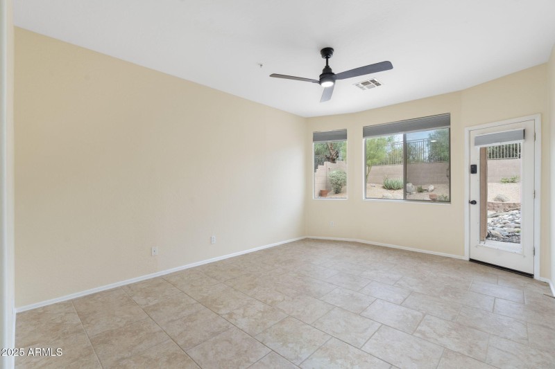 21-web-or-mls-DSC07425