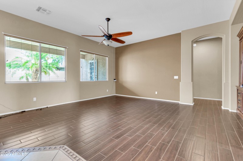 2134 E Springfield Pl-5