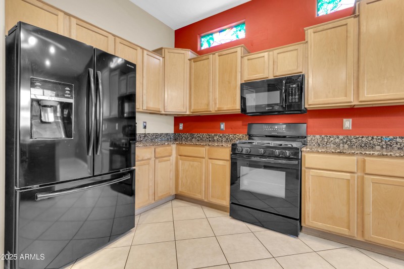 2134 E Springfield Pl-15