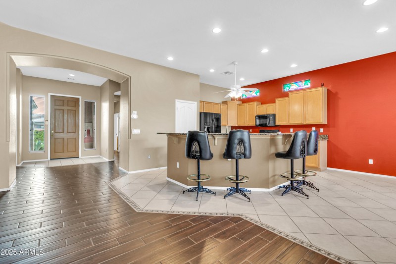 2134 E Springfield Pl-19