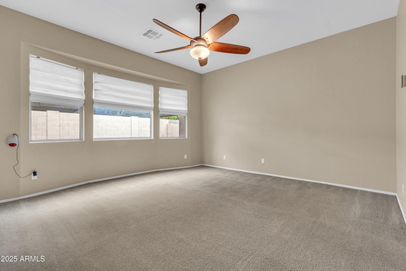 2134 E Springfield Pl-31