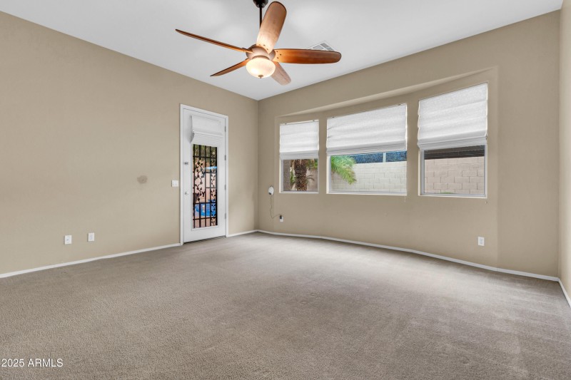 2134 E Springfield Pl-37