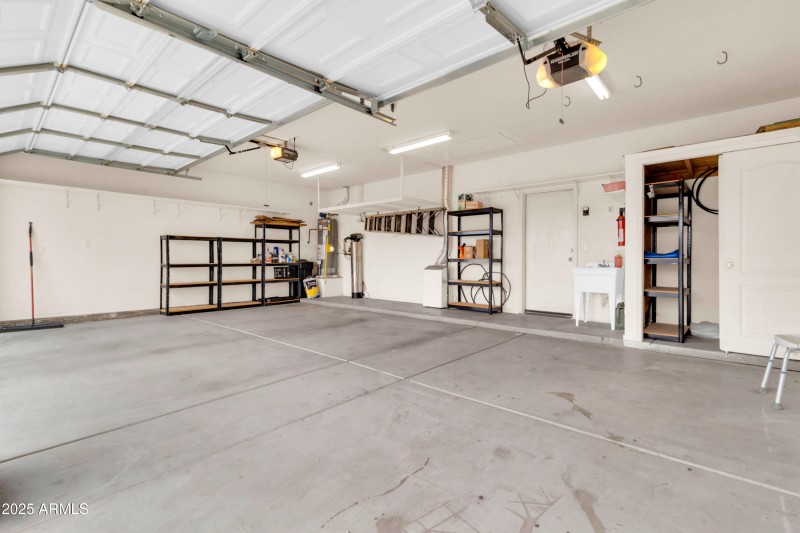 2134 E Springfield Pl-39