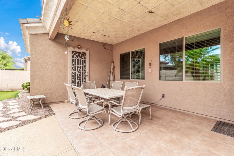 2134 E Springfield Pl-50