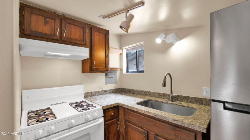 41-web-or-mls-P1154183