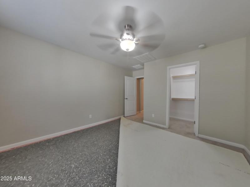 9_pc_pSUKmAOeZ8_UhCw1TrMNS_layout_0