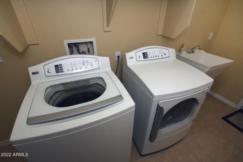 4044 N Monument Dr Florence AZ-large-039