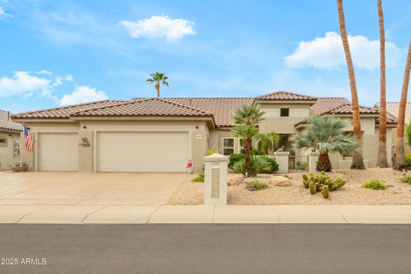 Full Front Day Close up