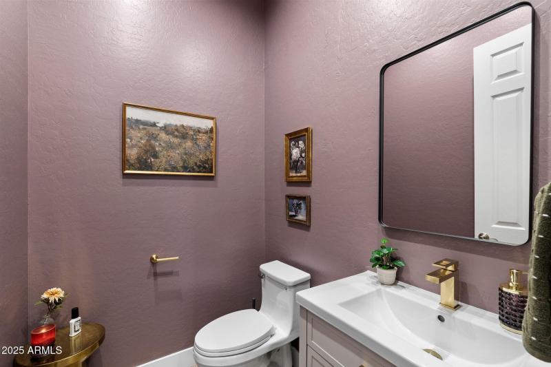 43__4636 E Carriage Ct