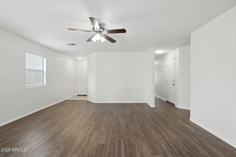 10-web-or-mls-Meadow -10